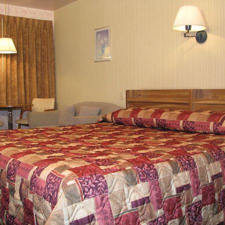Motel St Moritz Sainte-Agathe-des-Monts Exterior foto
