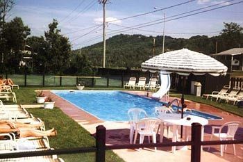 Motel St Moritz Sainte-Agathe-des-Monts Exterior foto